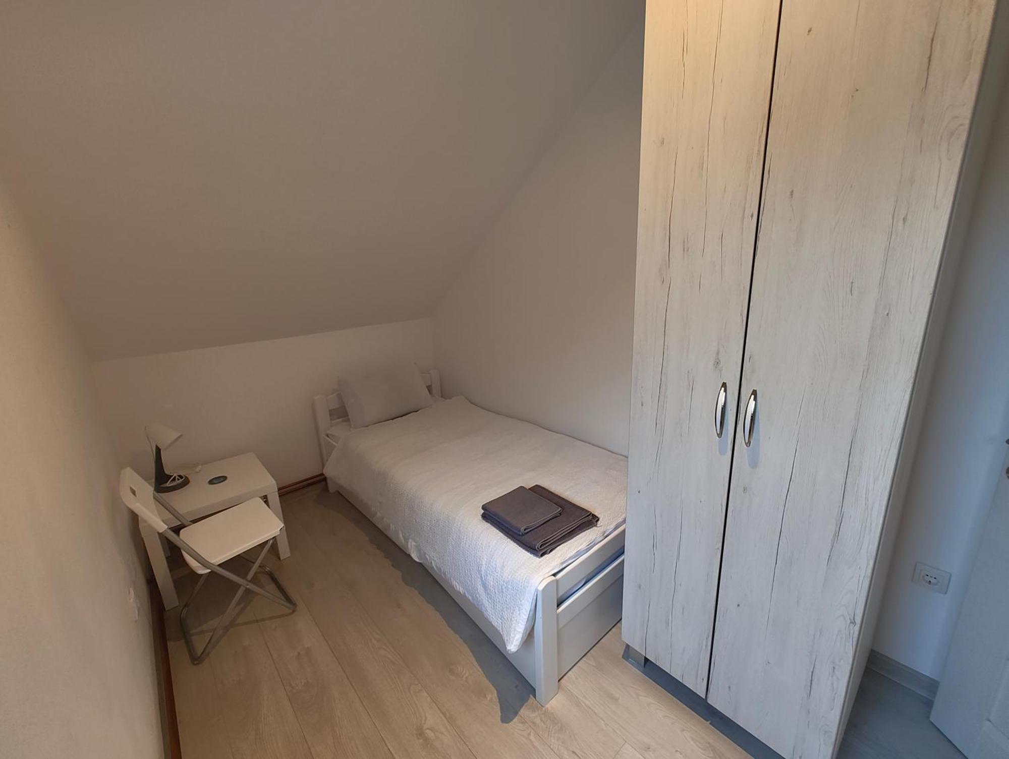 Privatna Soba Dusan Surčin Buitenkant foto