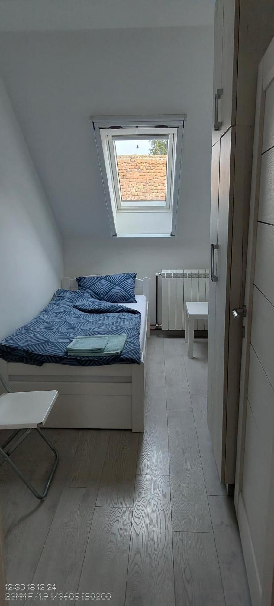 Privatna Soba Dusan Surčin Buitenkant foto